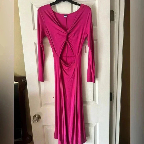 Old Navy Dresses & Skirts - Pink Cut Out Maxi Dress with Sleeves